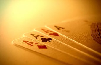Why So Many Decks Of Cards In Gard Games
